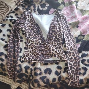 Leopard print top